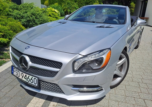 Mercedes-Benz SL cena 165000 przebieg: 132000, rok produkcji 2013 z Wieruszów małe 596